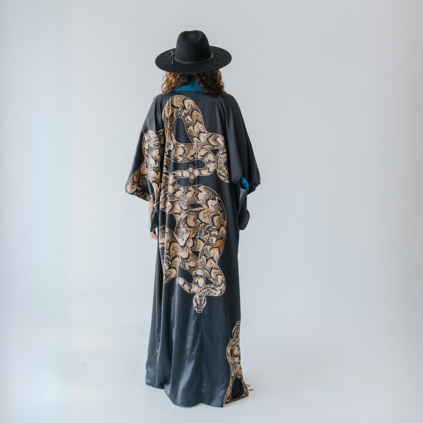 Paison Kimono / Python